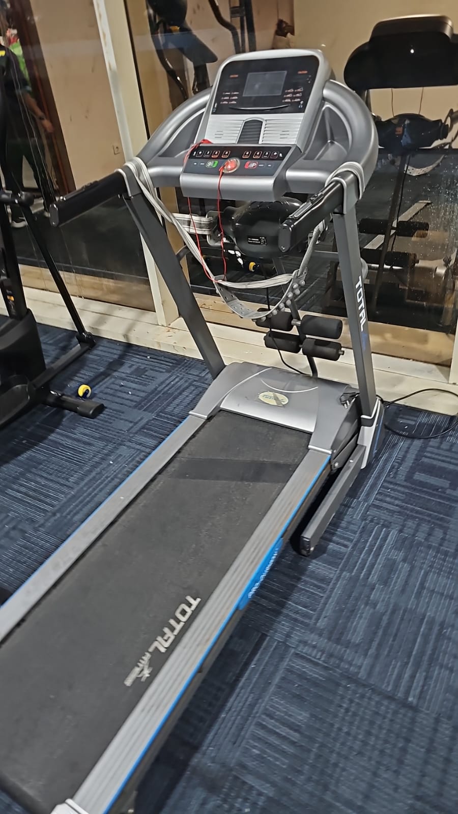 Service treadmill 1
